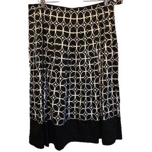 Charter Club Black and White Geometric Print Skirt EUC Size 8